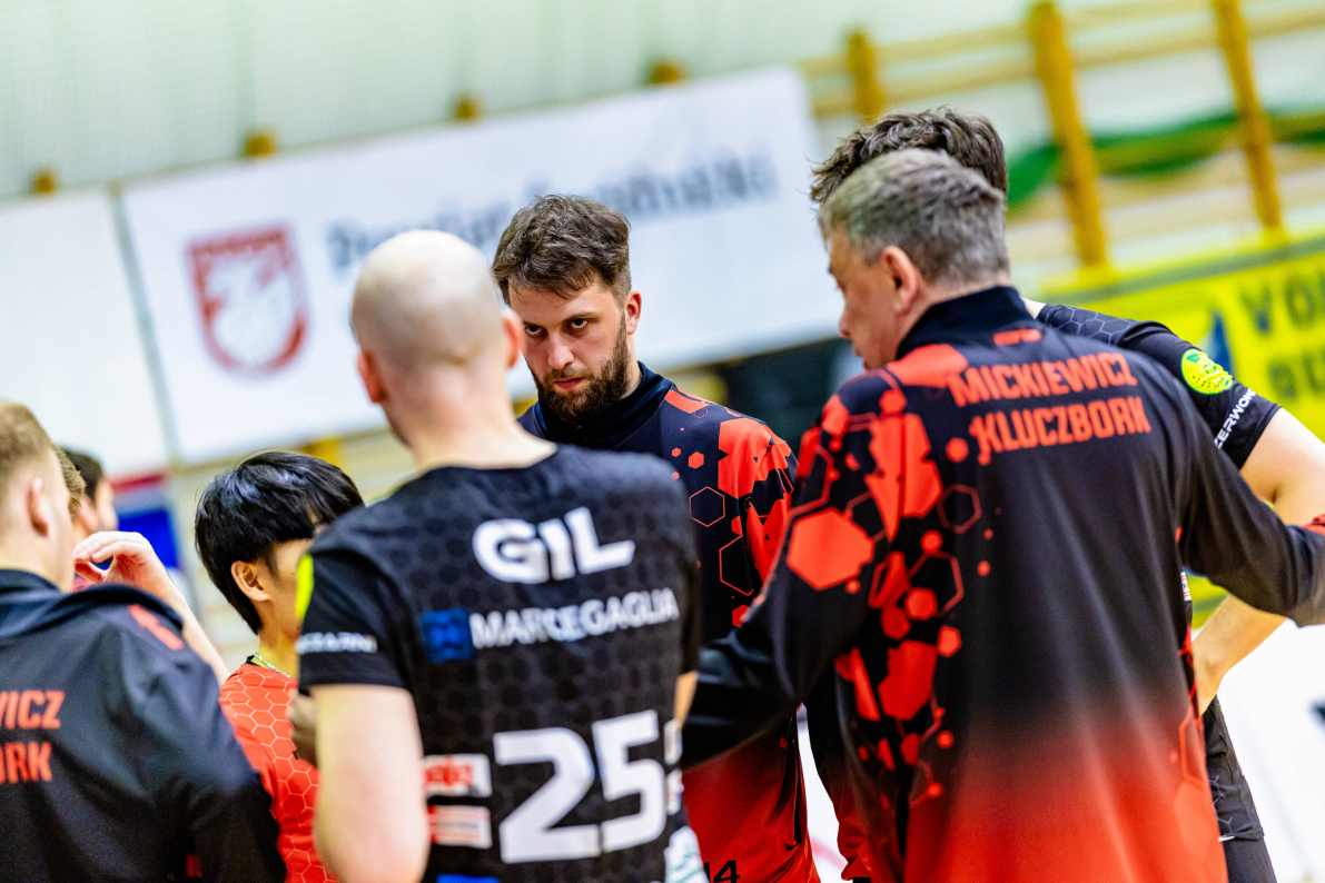 PZL LEONARDO Avia Świdnik przegrywa u siebie z gośćmi z Kluczborka, po pięciu setach [ZDJĘCIA]