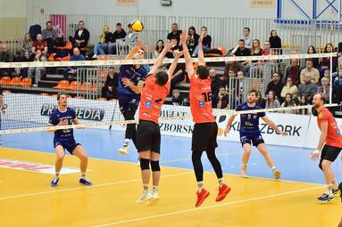 Środa z PLS 1. Ligą: KKS Mickiewicz Kluczbork - Karton-Pak Astra Nowa Sól 3:1