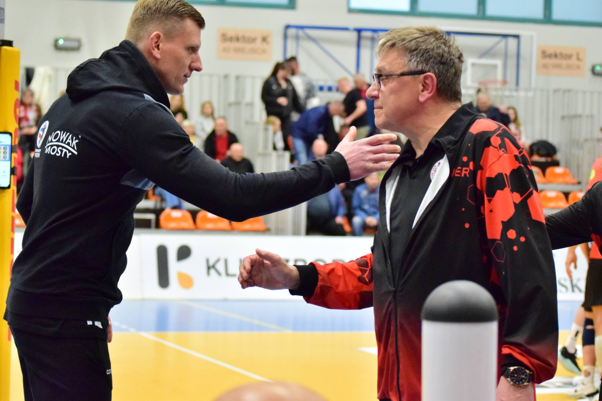 KKS MICKIEWICZ Kluczbork wygrywa z  Nowak-Mostami MKS Będzin [ZDJĘCIA]