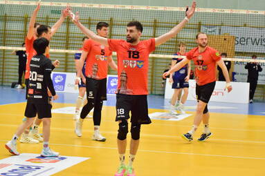 KKS MICKIEWICZ Kluczbork wygrywa z  Nowak-Mostami MKS Będzin [ZDJĘCIA]