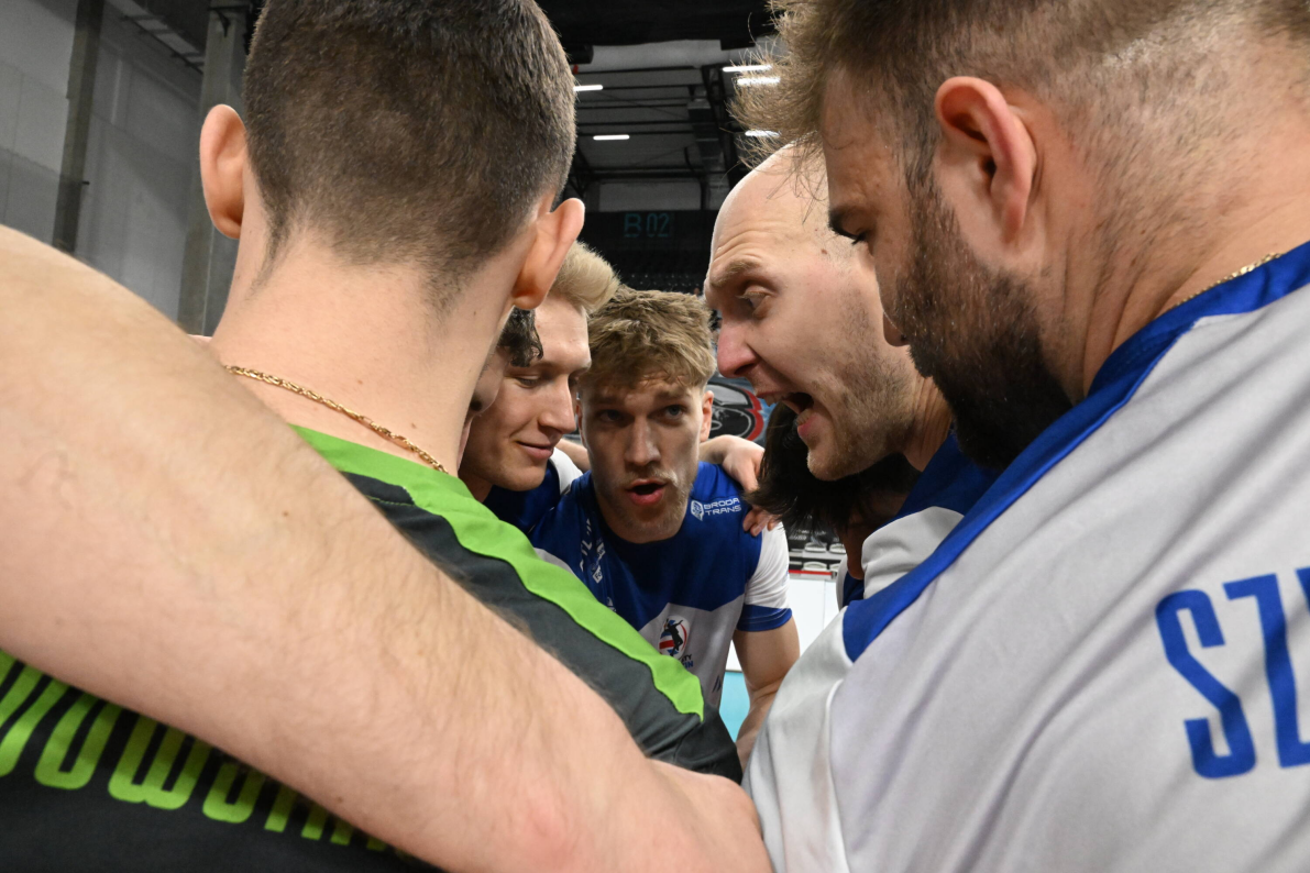 KKS MICKIEWICZ Kluczbork wygrywa w Będzinie i awansuje do półfinału [ZDJĘCIA]