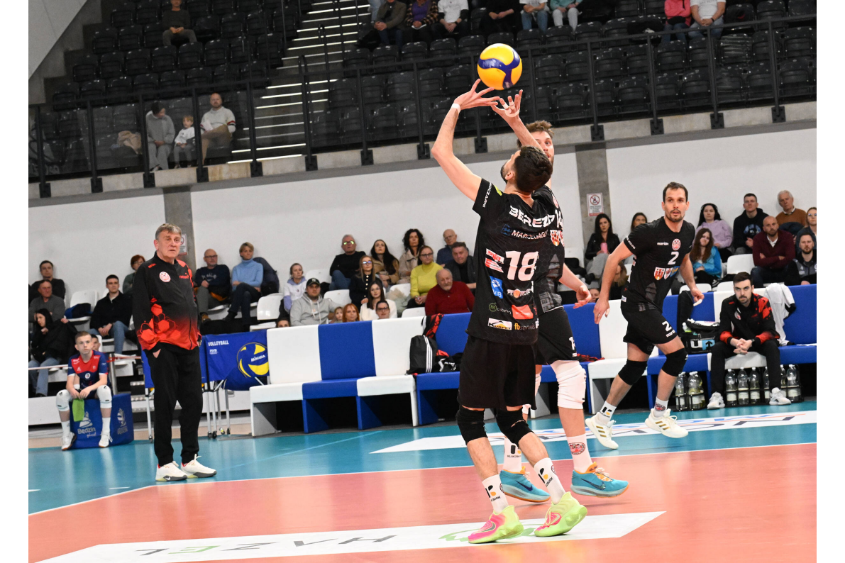 KKS MICKIEWICZ Kluczbork wygrywa w Będzinie i awansuje do półfinału [ZDJĘCIA]