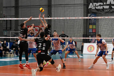 Sobota z PLS 1. Ligą: Nowak-Mosty MKS Będzin - KKS Mickiewicz Kluczbork 2:3. Kluczborczanie kolejnym półfinalistą!