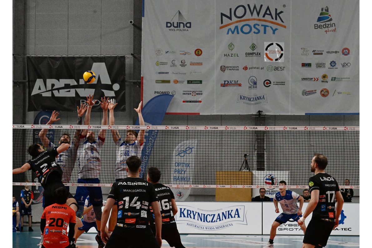 KKS MICKIEWICZ Kluczbork wygrywa w Będzinie i awansuje do półfinału [ZDJĘCIA]