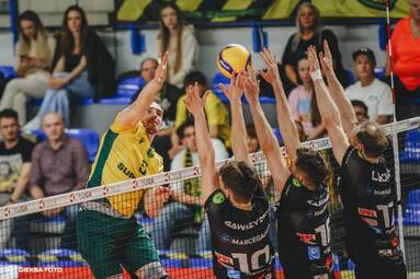 Środa z PLS 1. Ligą: KKS Mickiewicz Kluczbork - GKS Katowice 3:2