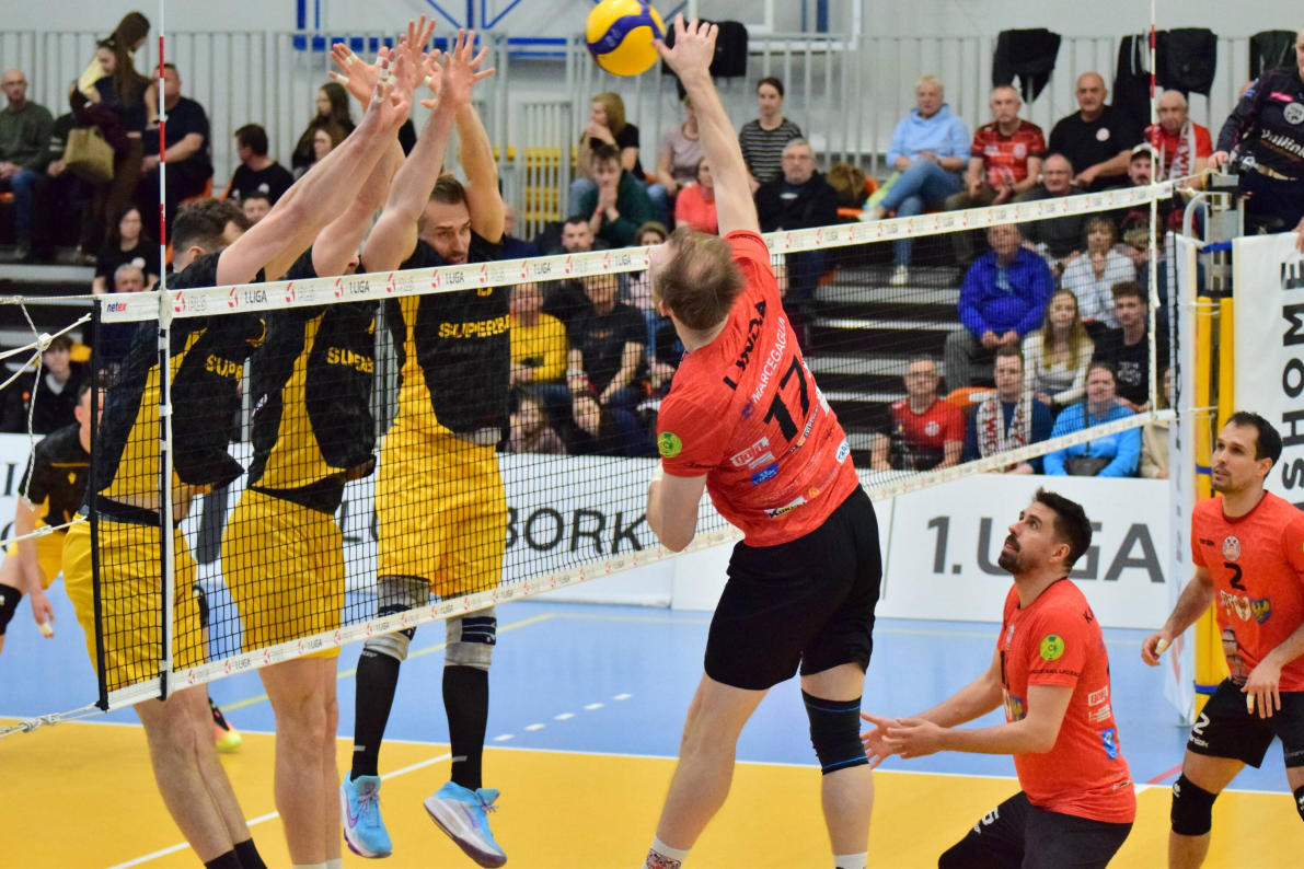 KKS MICKIEWICZ Kluczbork vs GKS Katowice dalej w grze o finał [ZDJĘCIA]