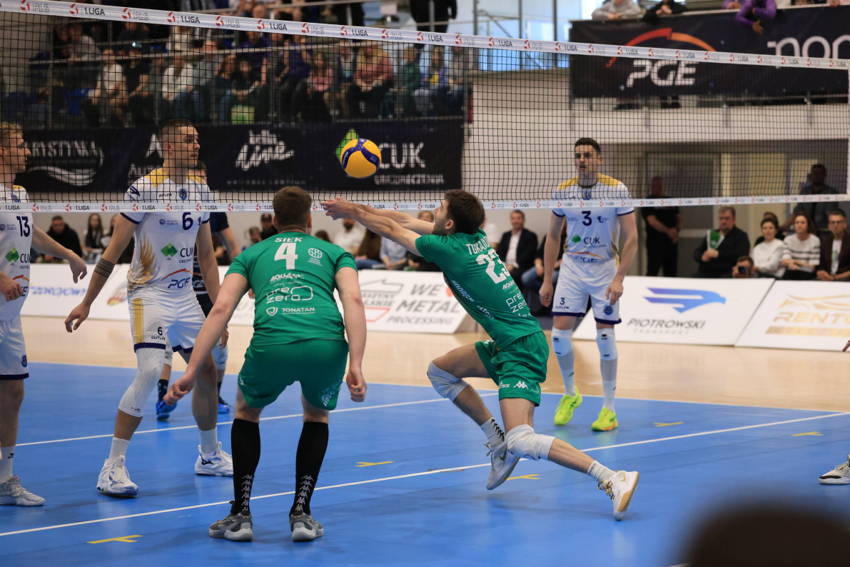  BBTS Bielsko-Biała wygrywa mecz w Toruniu i zagra o złoto. CUK Anioły będą walczyć o brązowy medal [ZDJĘCIA]