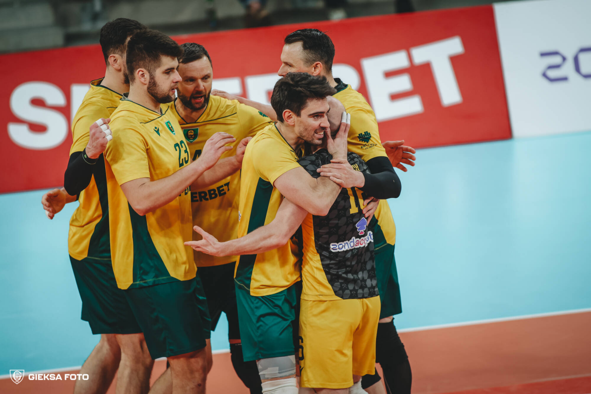Pierwszy mecz finałowy wygrywa GKS Katowice [ZDJĘCIA]
