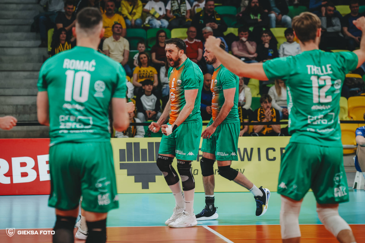 Pierwszy mecz finałowy wygrywa GKS Katowice [ZDJĘCIA]