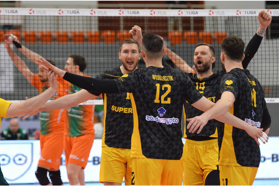 GKS Katowice  wygrywa drugi mecz finałowy [ZDJĘCIA]